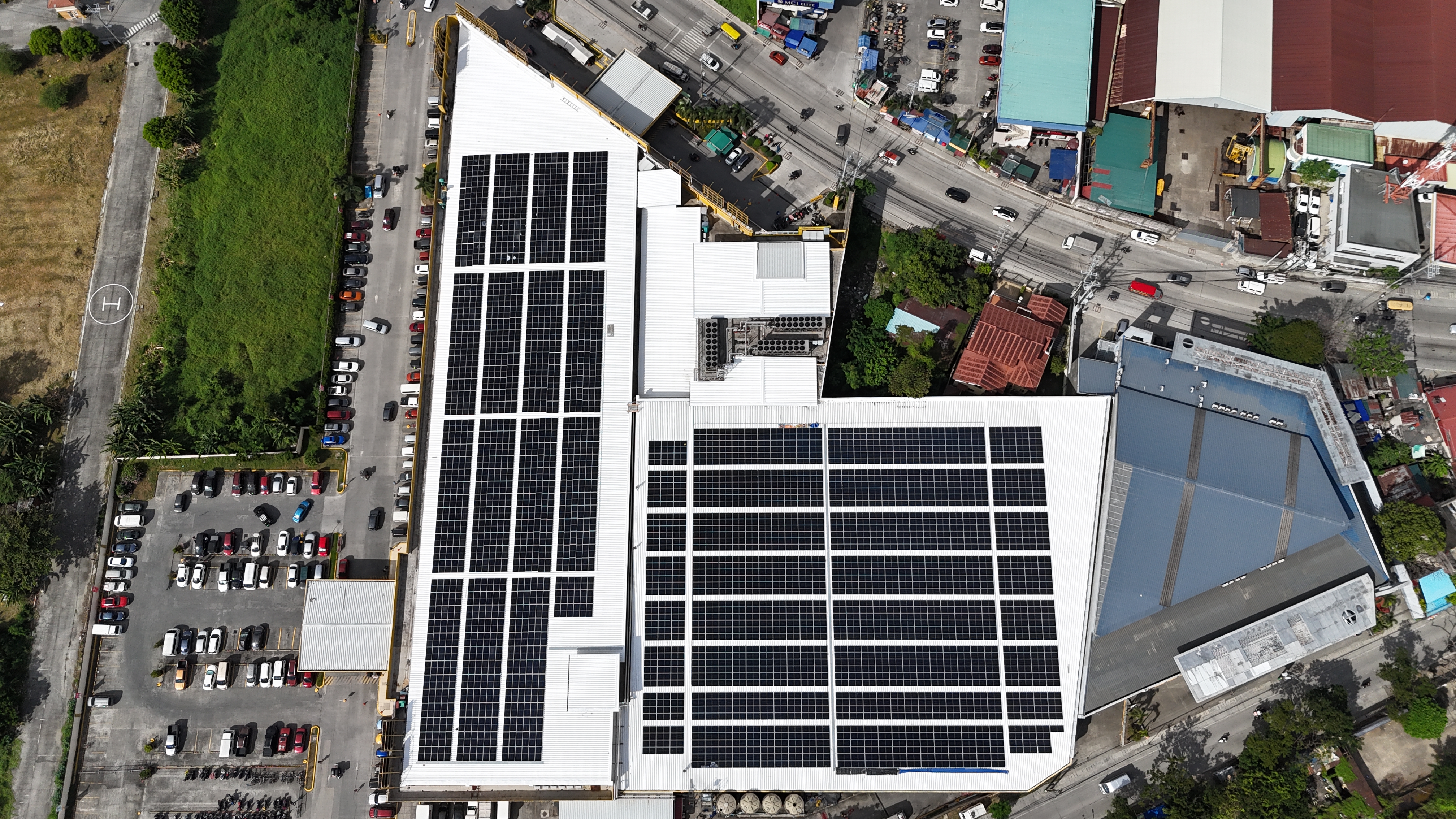 WALTERMART GUIGUINTO commercial solar installation